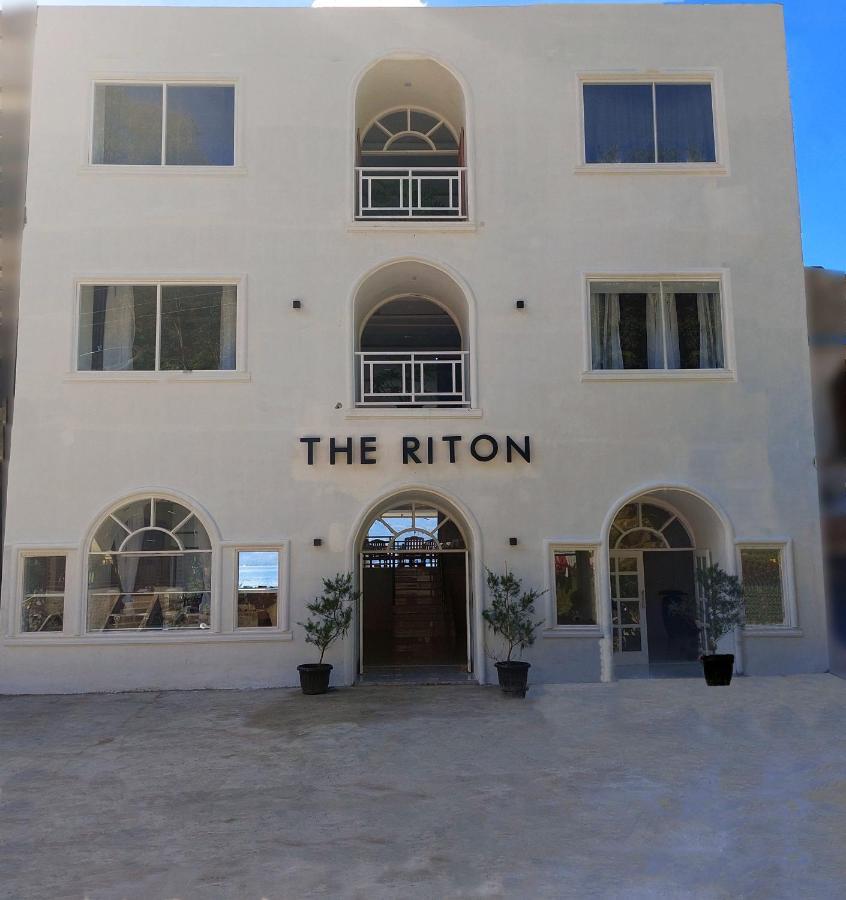 The Riton Hotel Tigaras Ngoại thất bức ảnh