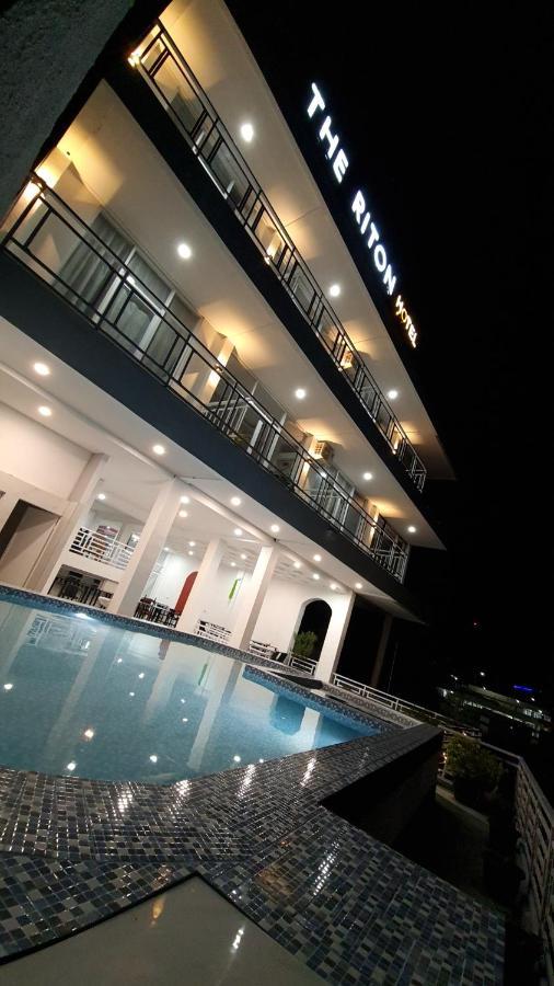 The Riton Hotel Tigaras Ngoại thất bức ảnh