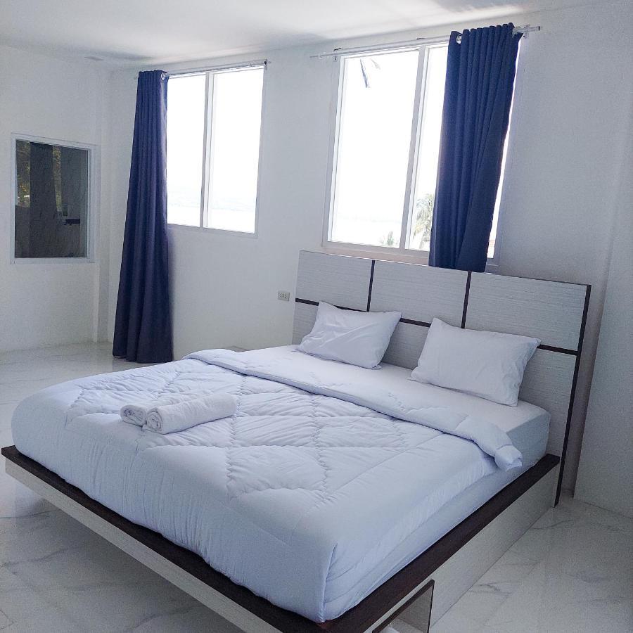 The Riton Hotel Tigaras Ngoại thất bức ảnh