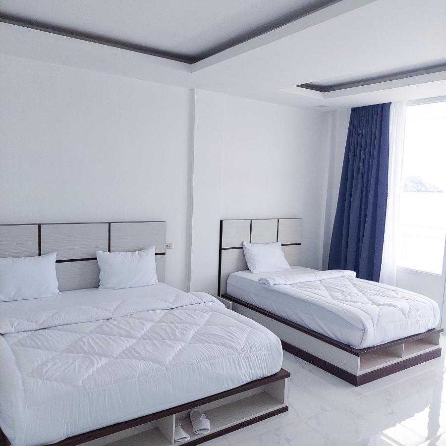 The Riton Hotel Tigaras Ngoại thất bức ảnh
